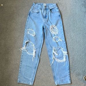 Urban Outfitters Ripped Jeans Light Wash Blue size 27